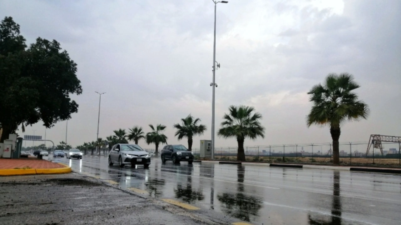 توقعات حالة الطقس في السعودية تشير إلى تقلبات جوية خلال هذا الأسبوع